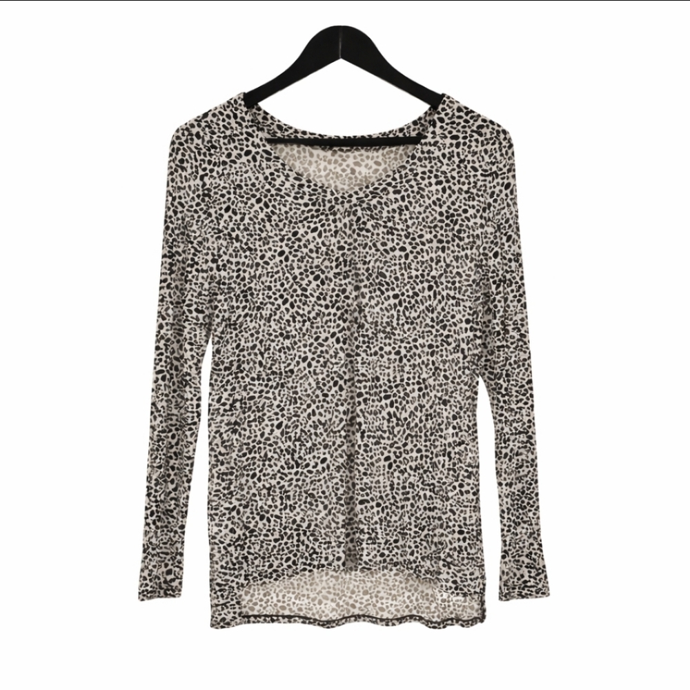 Cuddl Duds Leopard Print Long Sleeve Top Sz Sm